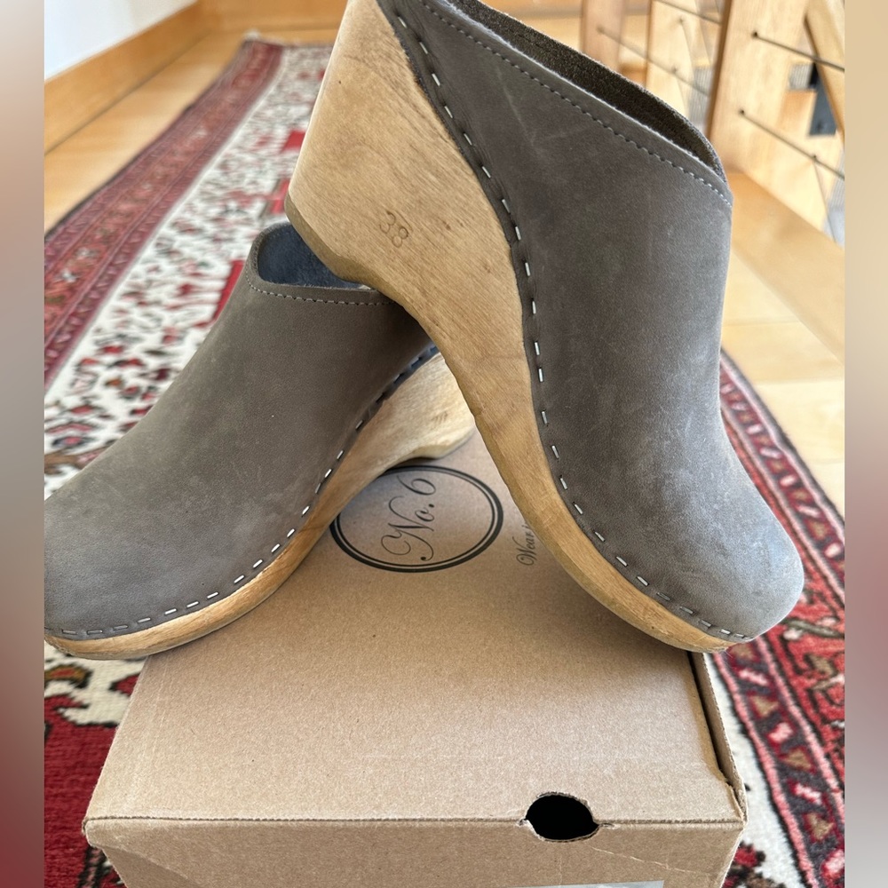 Beautiful No. 6 Clogs New School Wedge in Smoke size 38. Handmade in the USA.